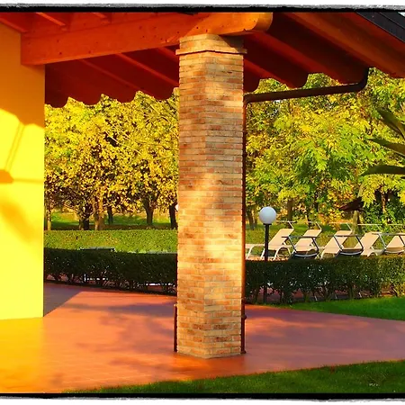 Фермерский дом Agriturismo Greppi Crescentino